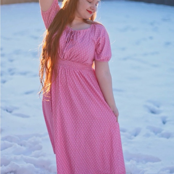Super Cute Dresses Folklore Dress (nursing) - Picture 1 of 1